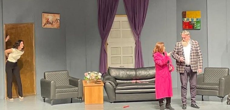 Gebze'de "Sizi Bir Yerden Seviyor muyum ? "