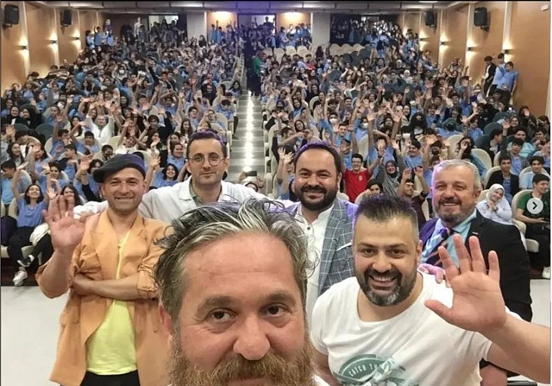 İzmit Namık Kemal Lisesi'nde Sahne Aldık